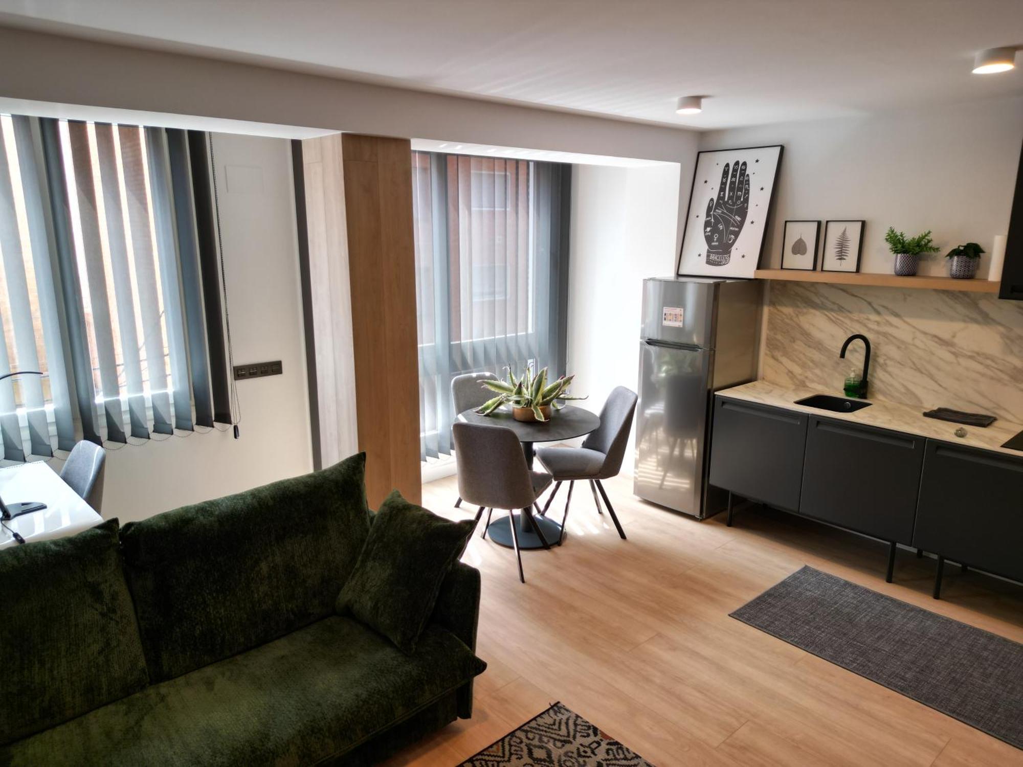Apartaments Turistics Cardona IV 外观 照片